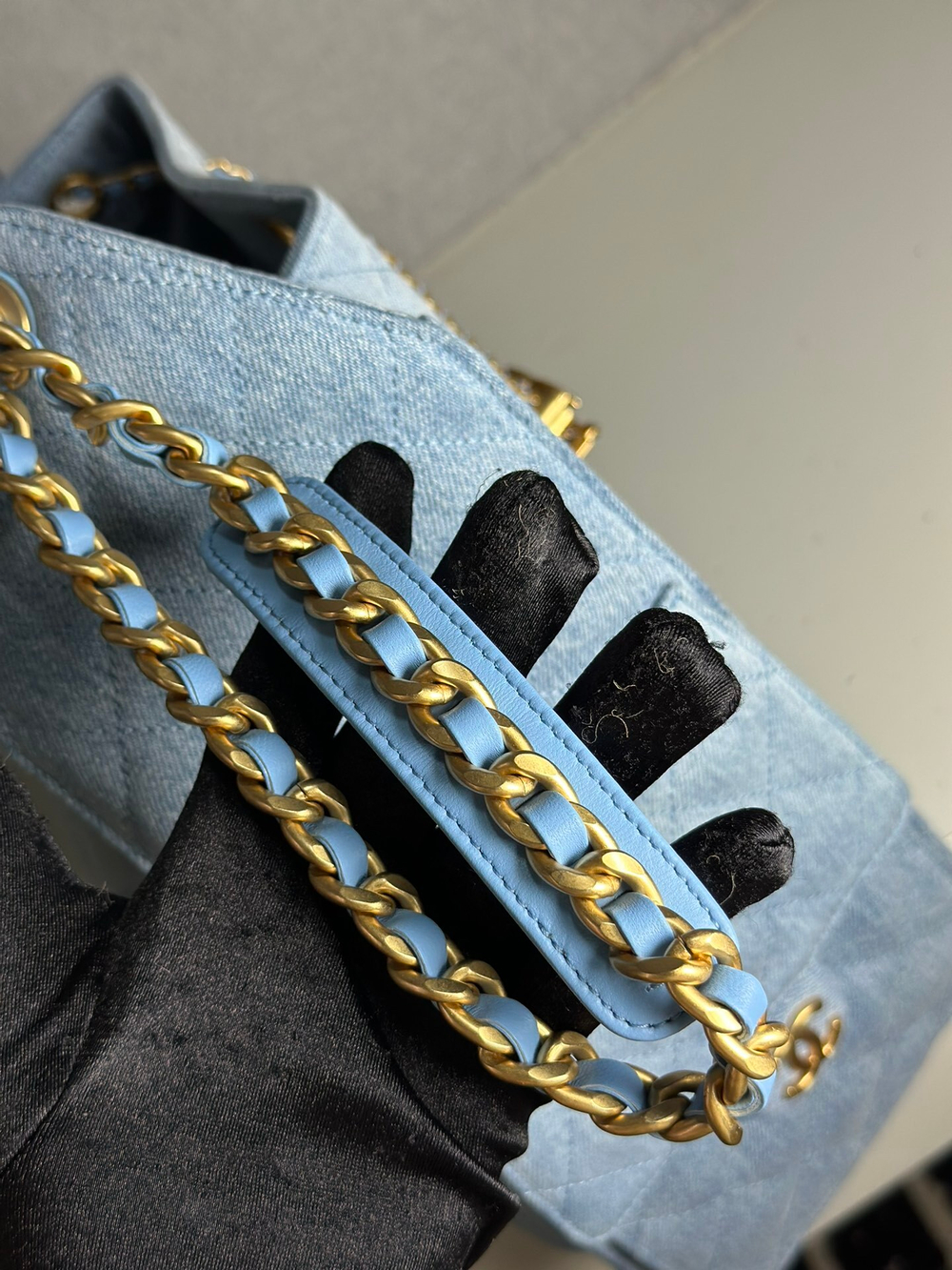 Chanel 25 Medium Handbag 40 cm