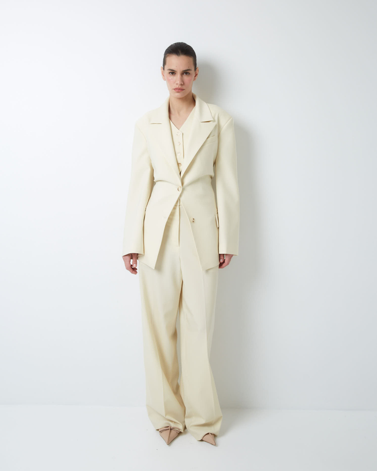 Жакет на пояске из шерсти белый шоколад