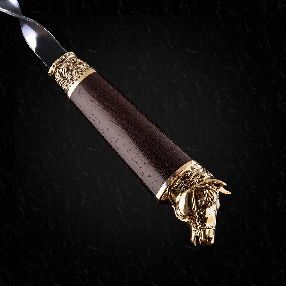 Набор шампуров "Лошадь" в колчане с мангалом