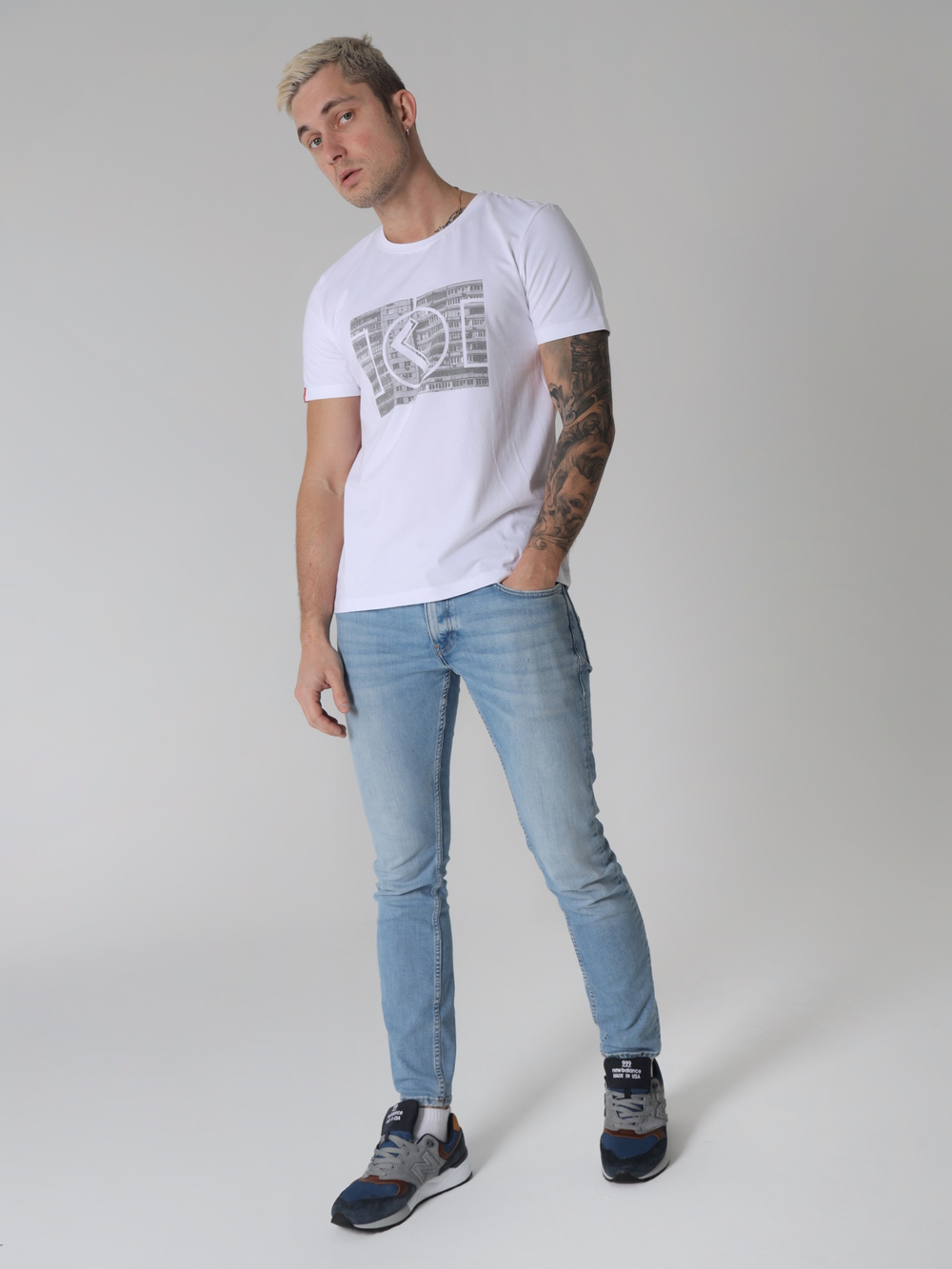 Футболка панелька белая Город Горький