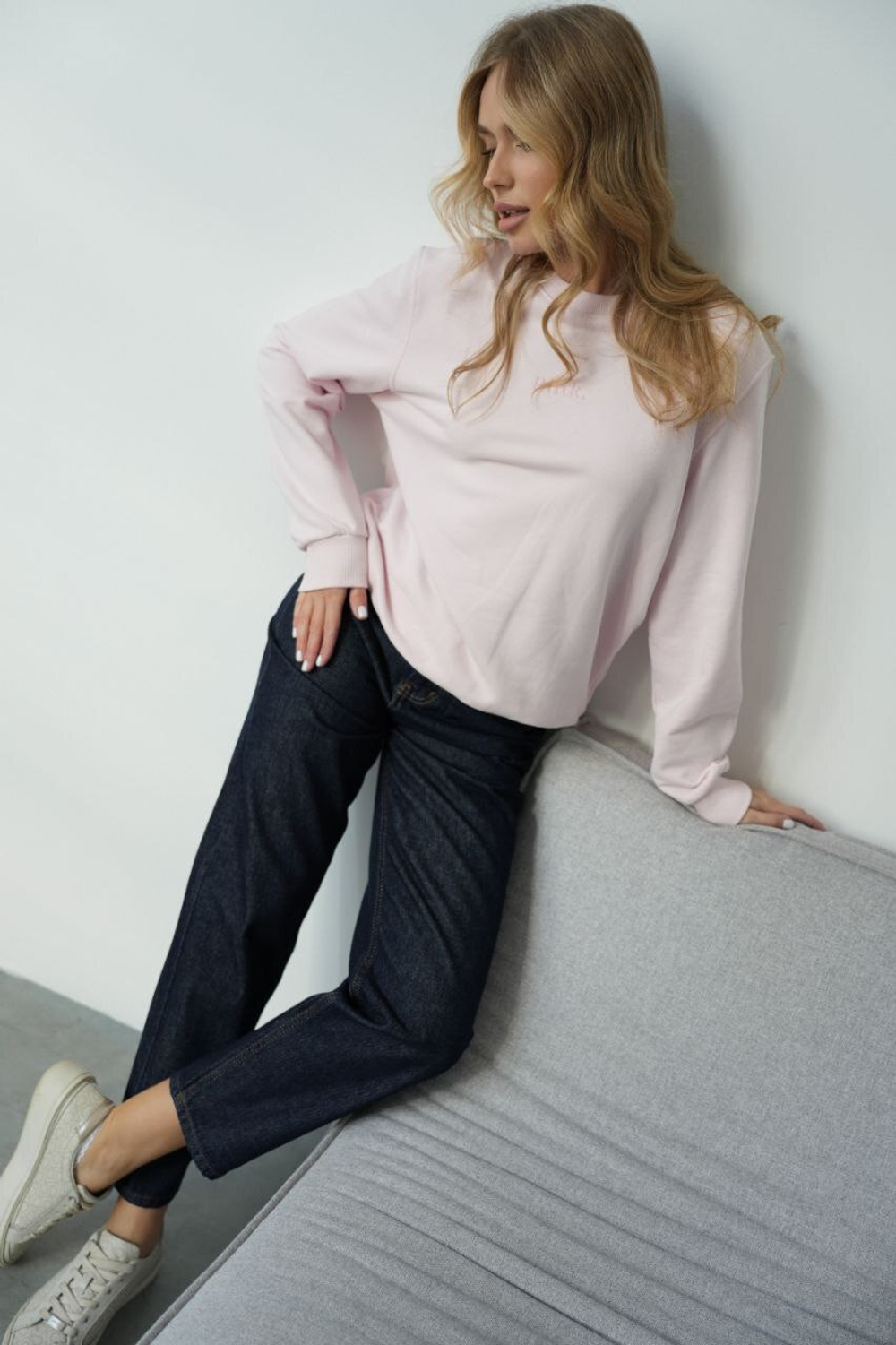 Свитшот женский KAR01