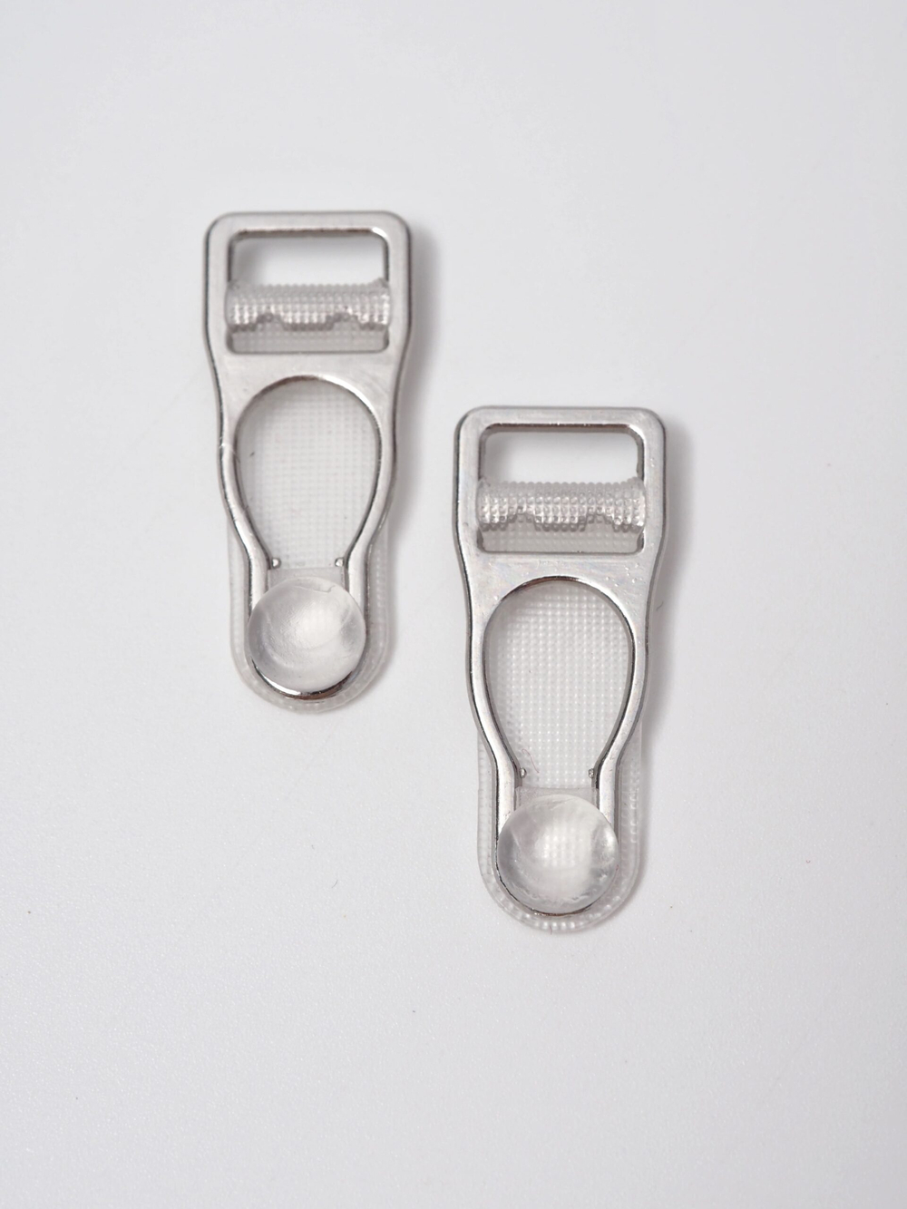 Чулкодержатель металлический цвет серебро ширина 10 мм УЦЕНКА (потертый)