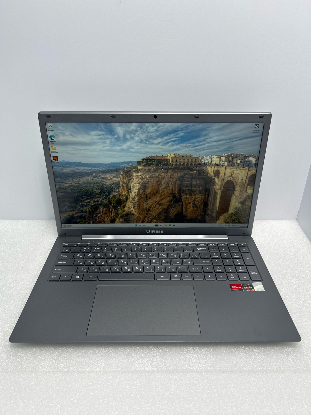 Ноутбук Irbis (17NBC2006) 17.3"/AMD Ryzen 5 5560U/RAM 16GB/SSD 512GB/AMD Radeon Graphics/1920x1080/IPS/Win11/Подсветка кл-ры: LED/черный. Состояние: Уценка/царапины на матрице/B1