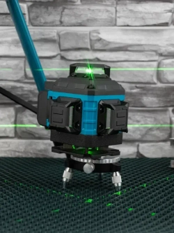 Лазерный уровень, строительный, нивелир 360 аккумуляторный 4d, 16 зеленых лучей. 2 АКБ