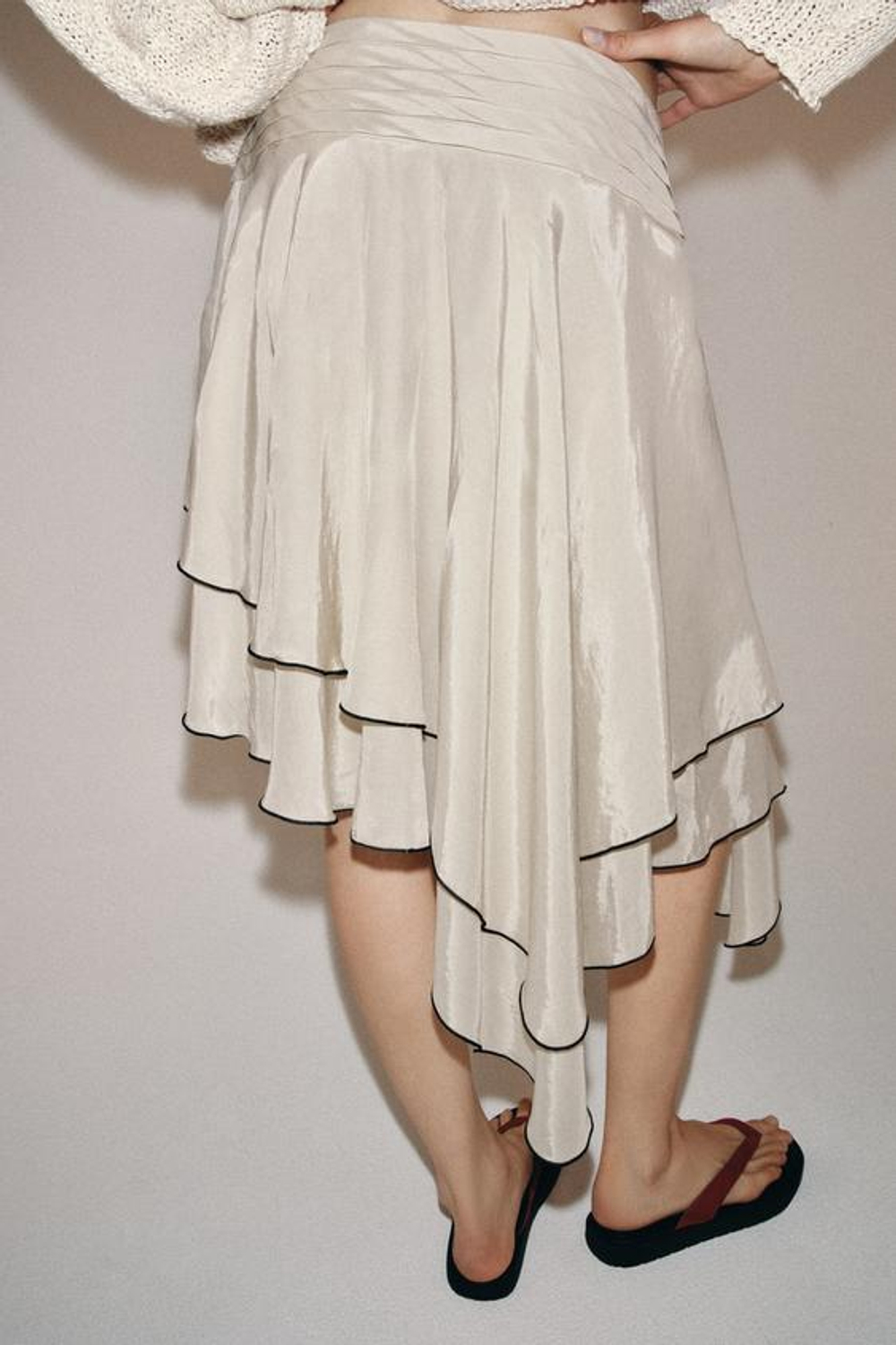 ZARA ЮБКА АСИММЕТРИЧНОГО КРОЯ С ВОЛАНАМИ — ZW COLLECTION, БЕЖЕВЫЙ/ЗЕЛЕНЫЙ