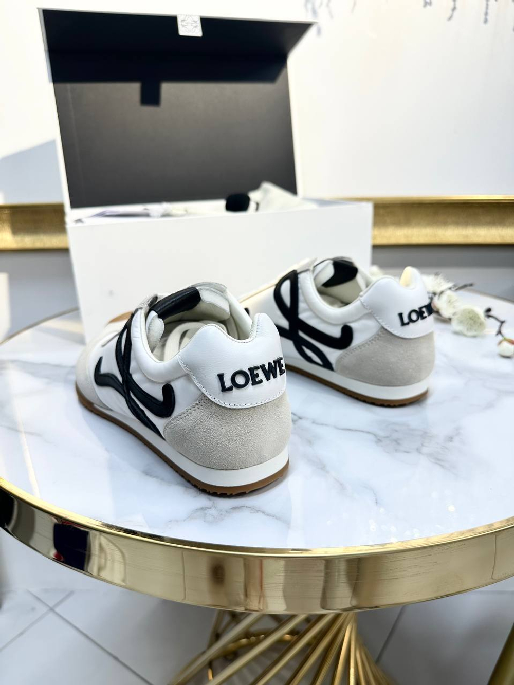 Кроссовки Loewe