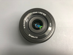 Olympus ED 14-42mm 3.5-5.6 EZ ED