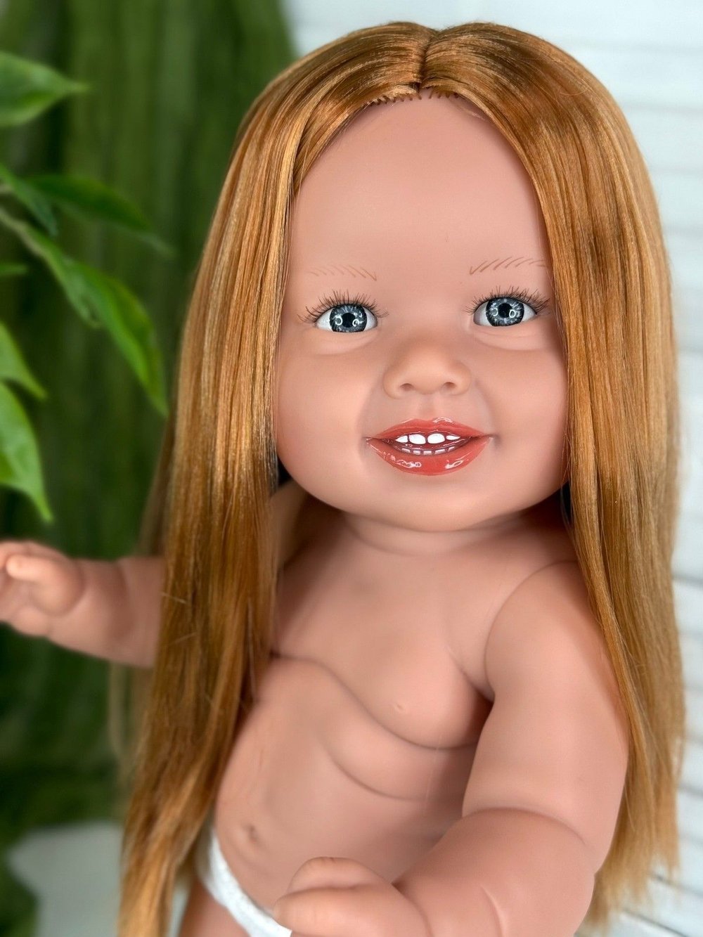 Кукла Manolo Dolls виниловая Diana без одежды 47см (7309A1)