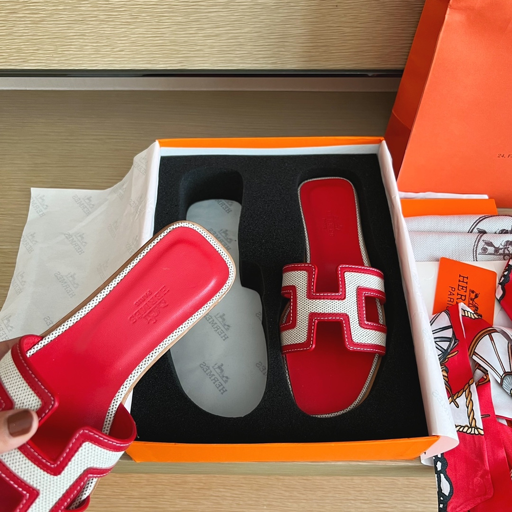 Hermes Oran Sandal