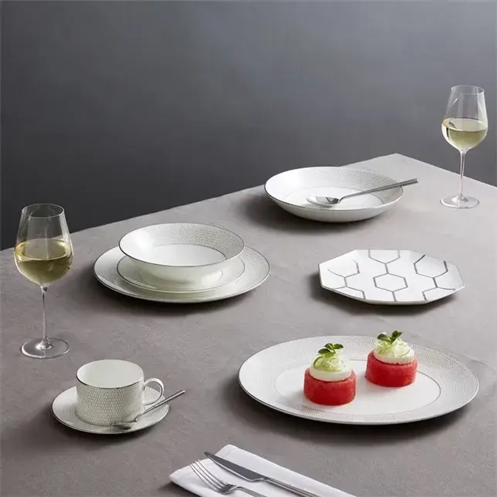 Wedgwood Глубокая тарелка Gio Platinum 20 см