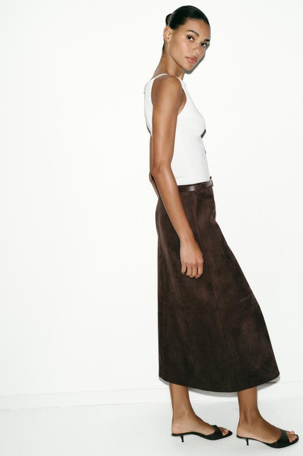 ZARA ЮБКА ИЗ ИСКУССТВЕННОЙ ЗАМШИ С РЕМНЕМ, ШОКОЛАДНО-КОРИЧНЕВЫЙ