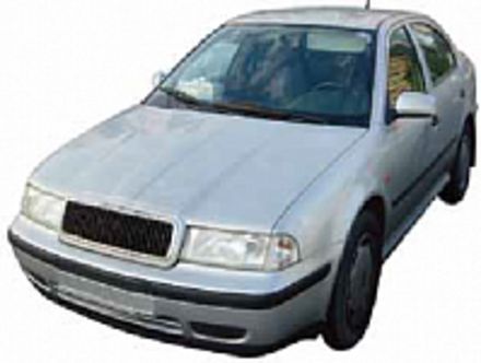 Чехлы на Octavia Tour sport  (1996-2010 г.в. Задние спинка и сиденье 40 на 60. На передних сиденьях подколенные выступы)