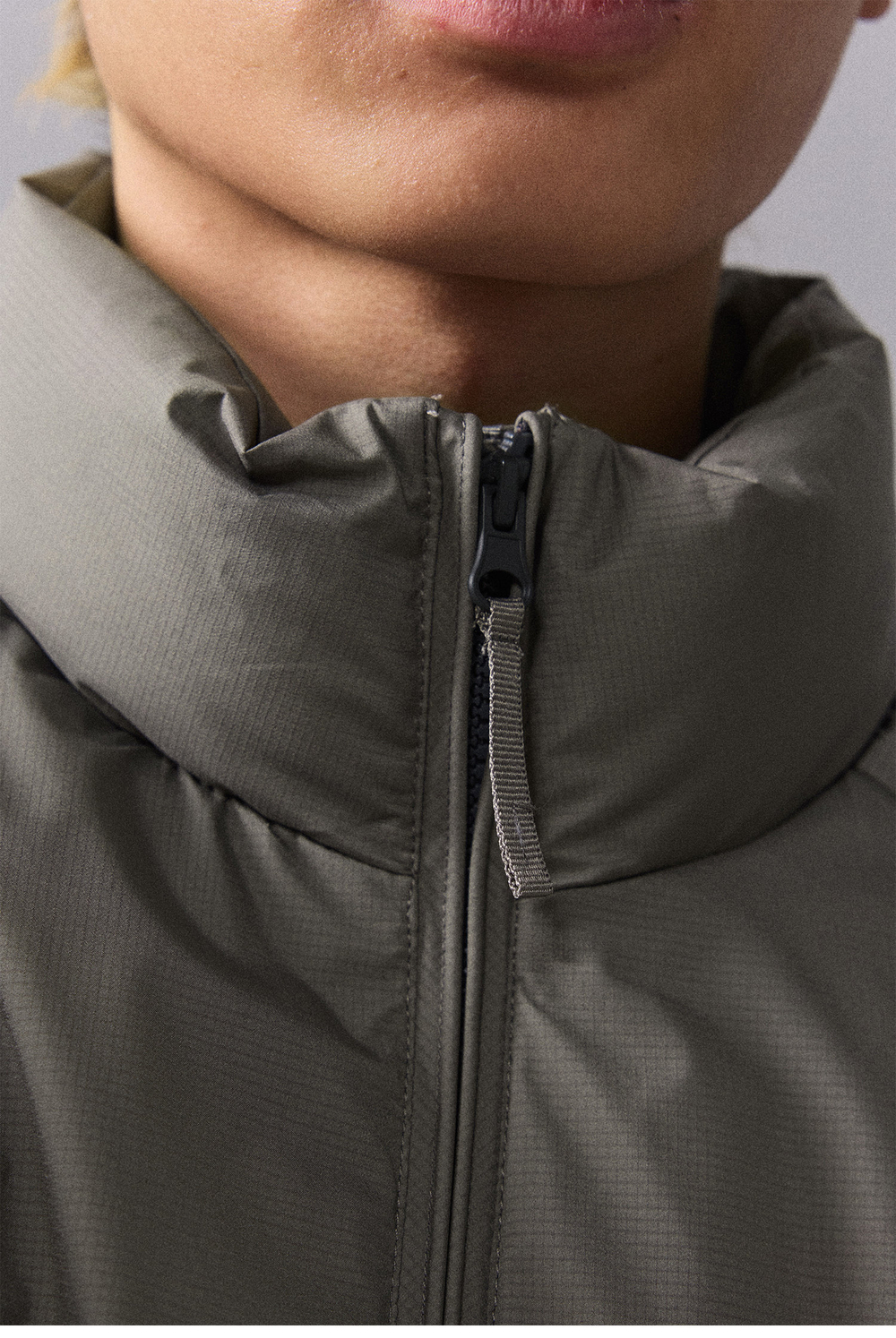 Куртка Nothomme Monterest Outdoor C6 Water-Resistant 90% White Goose Down Jacket with Fleece Lining Key Features