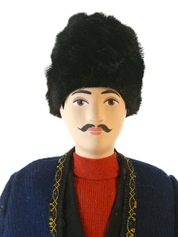 Кукла Армянин в праздничном костюме