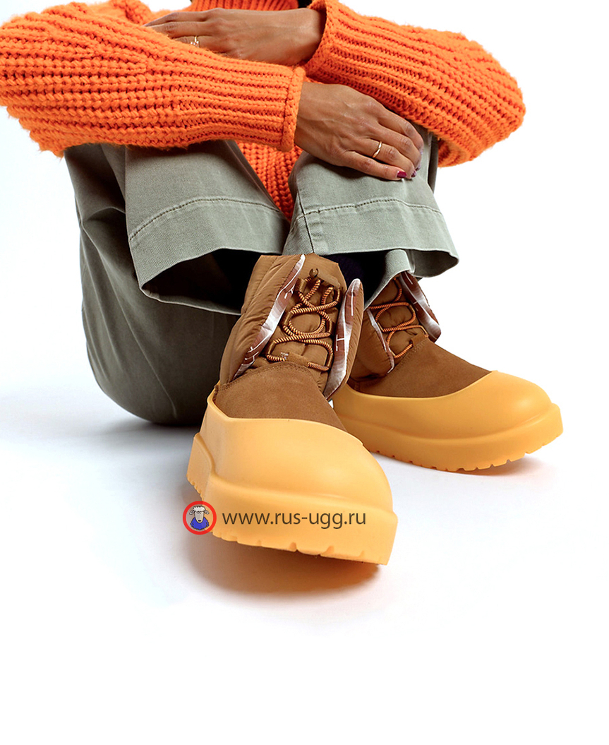 CLASSIC MAXI TOGGLE BOOT Chestnut
