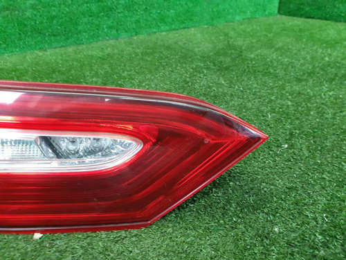 Фонарь левый внутр. Toyota Camry xv70 (17-нв) LED