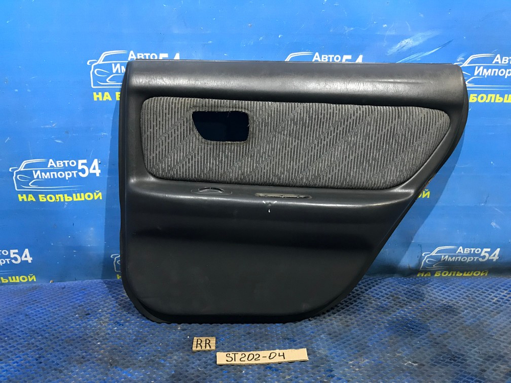 Обшивка двери TOYOTA CARINA ED 1994