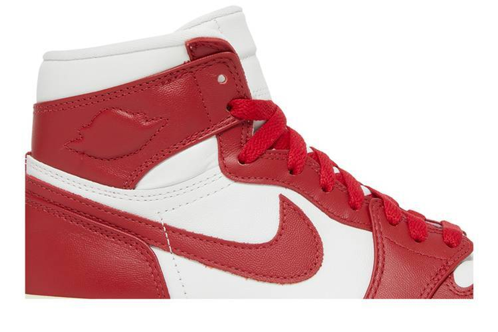 Кроссовки Jordan Air Jordan 1 High "Varsity Red" (Женская размерная сетка)
