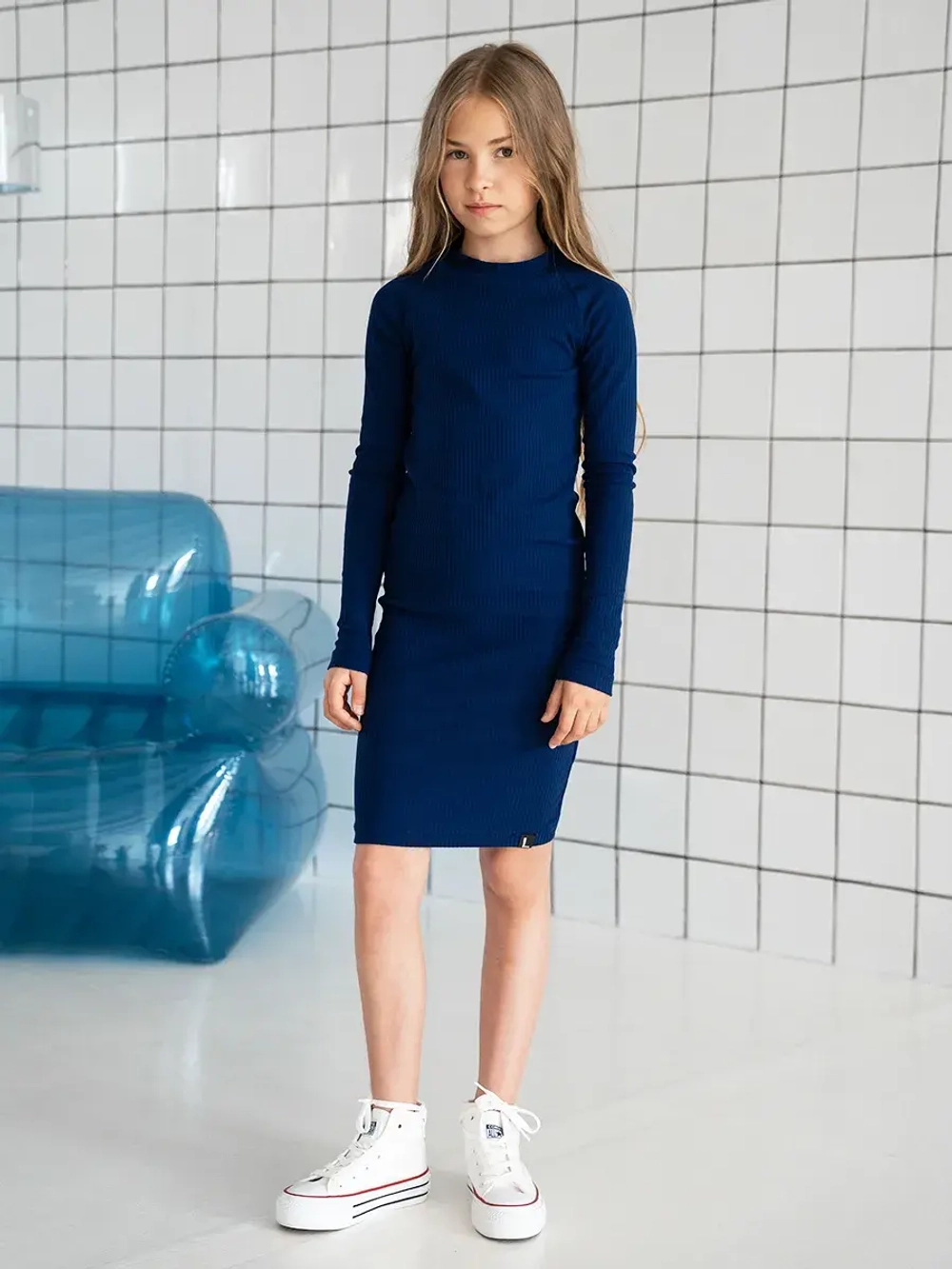 Школьное платье для девочки обтягивающее на осень