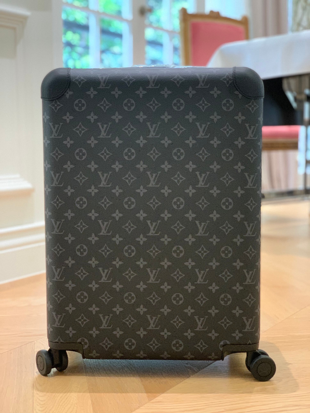 Louis Vuitton Horizon 55