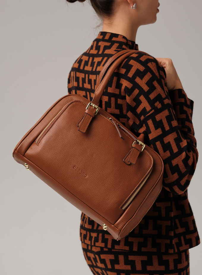 Кожаная сумка Deboro 30375 фундук