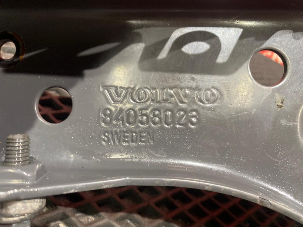 Кронштейн фары правой 2019г.