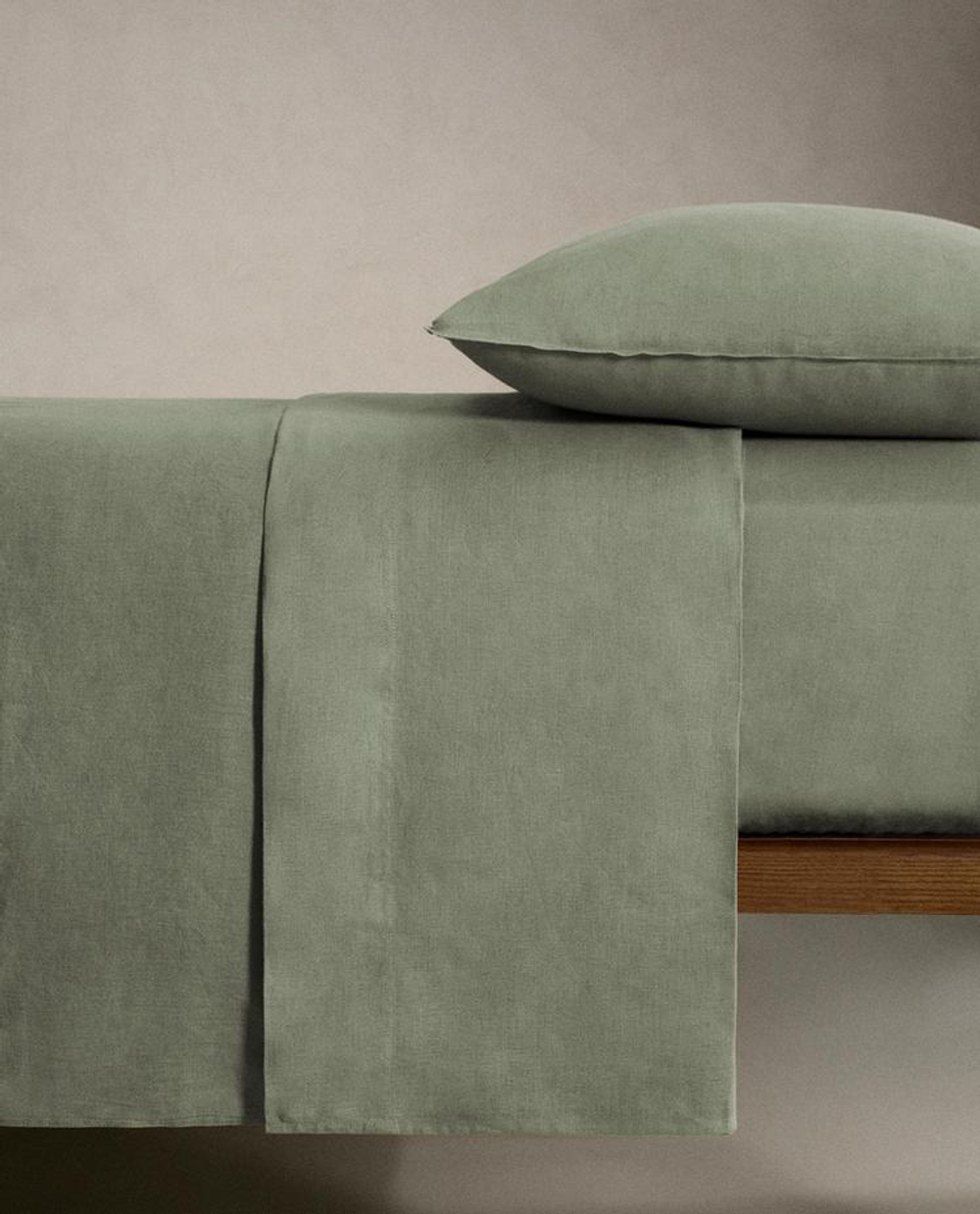 ZARA HOME ОДНОТОННЫЙ ПОДОДЕЯЛЬНИК, ЗЕЛЕНЫЙ