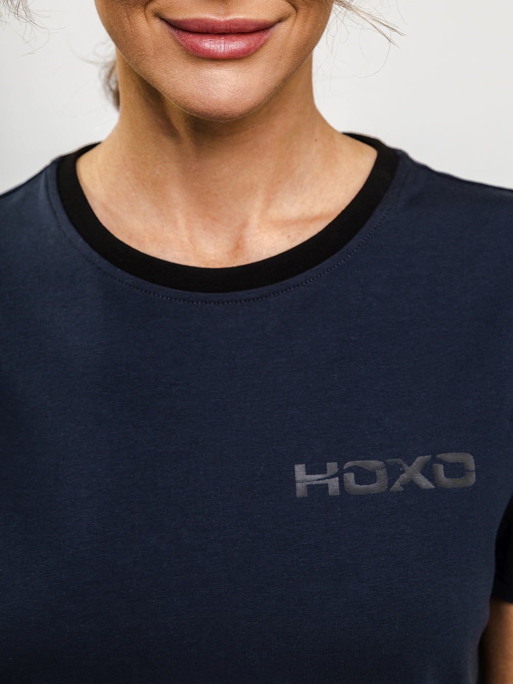 Футболка "НОХО" женская, цвет "Полярная ночь"