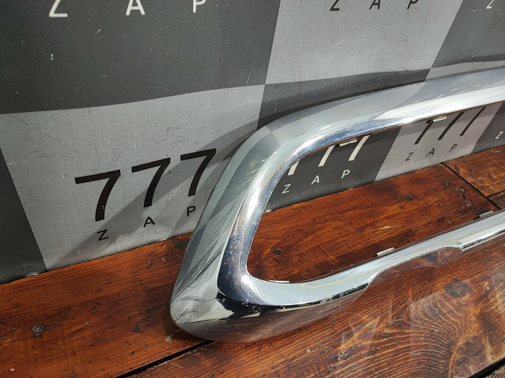 Накладка переднего бампера Mercedes GLC (X253) 15-19 Б/У Оригинал A2538851625