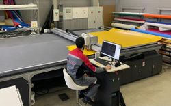 Автоматический раскрой технического текстиля на плоттере - услуги- плоттерная резка