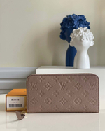 Louis Vuitton Zippy Wallet