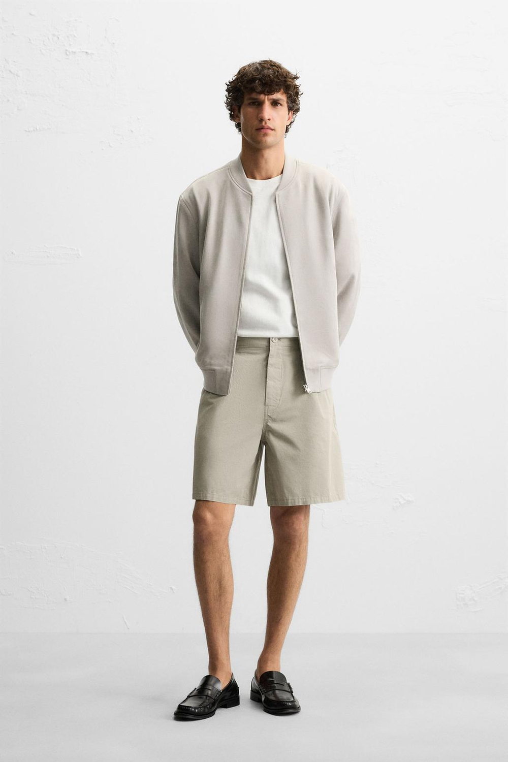 ZARA БОМБЕР ИЗ ИСКУССТВЕННОЙ ЗАМШИ, ЖЕМЧУЖНО-СЕРЫЙ