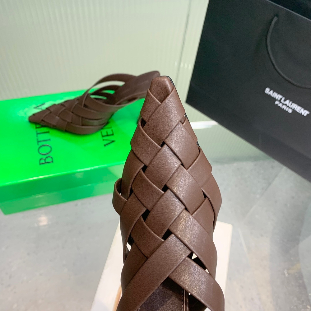 Bottega Veneta Alfie Mule
