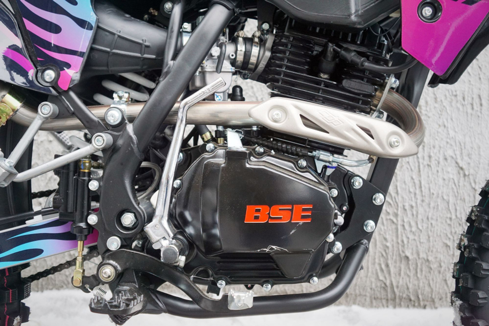 Мотоцикл Эндуро BSE Z1 