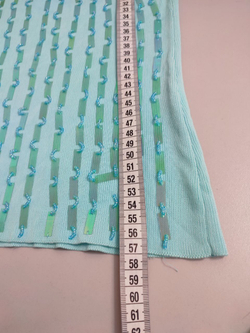 Топ красивый с пайетками 44 размер