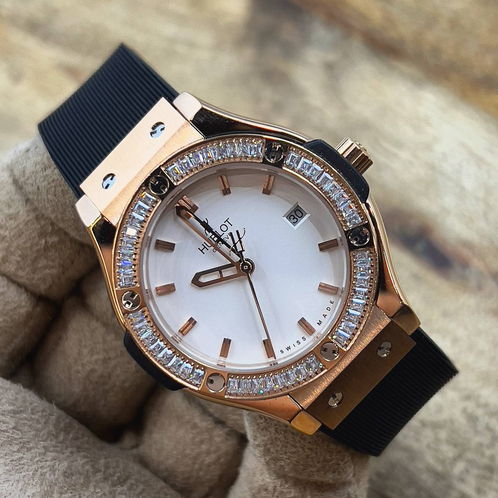 Часы Hublot