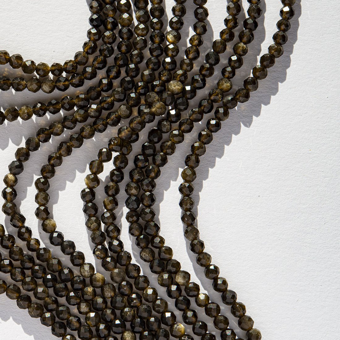 Золотой обсидиан, бусины в форме шара, 3,3мм, микроогранка