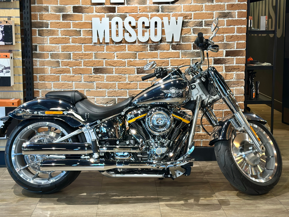 Harley-Davidson Fat Boy 117 Gray Ghost (Icon Collection)