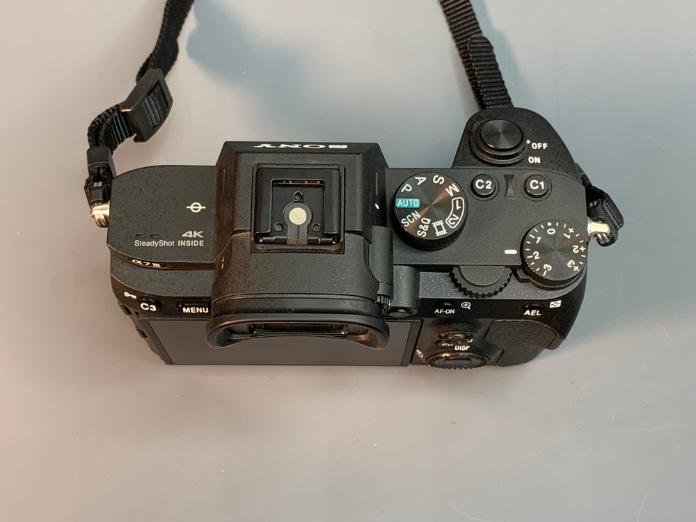 Sony A7 III 3 5.500 кадров