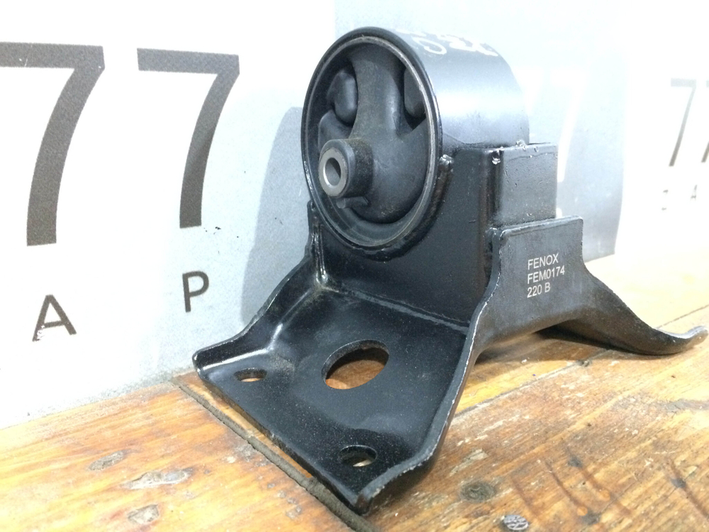 Опора двигателя левая Nissan Almera Classic Новая FEM0174