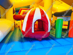 Коммерческий надувной батут "Сказочный комплекс" с крышей