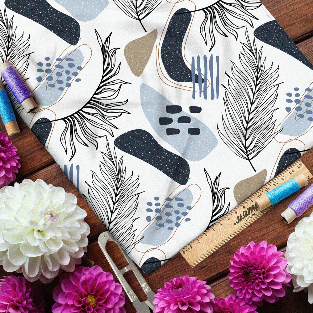 Ткань таффета рисунок листьев и голубых камней на белом фоне