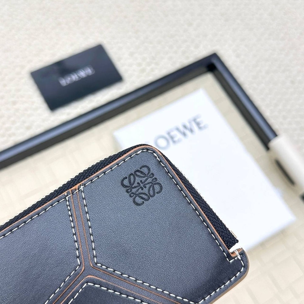 Картхолдер Loewe