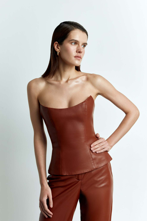 Удлиненный топ корсетного типа из эко-кожи с отстрочками