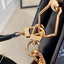 Louis Vuitton Coussin MM