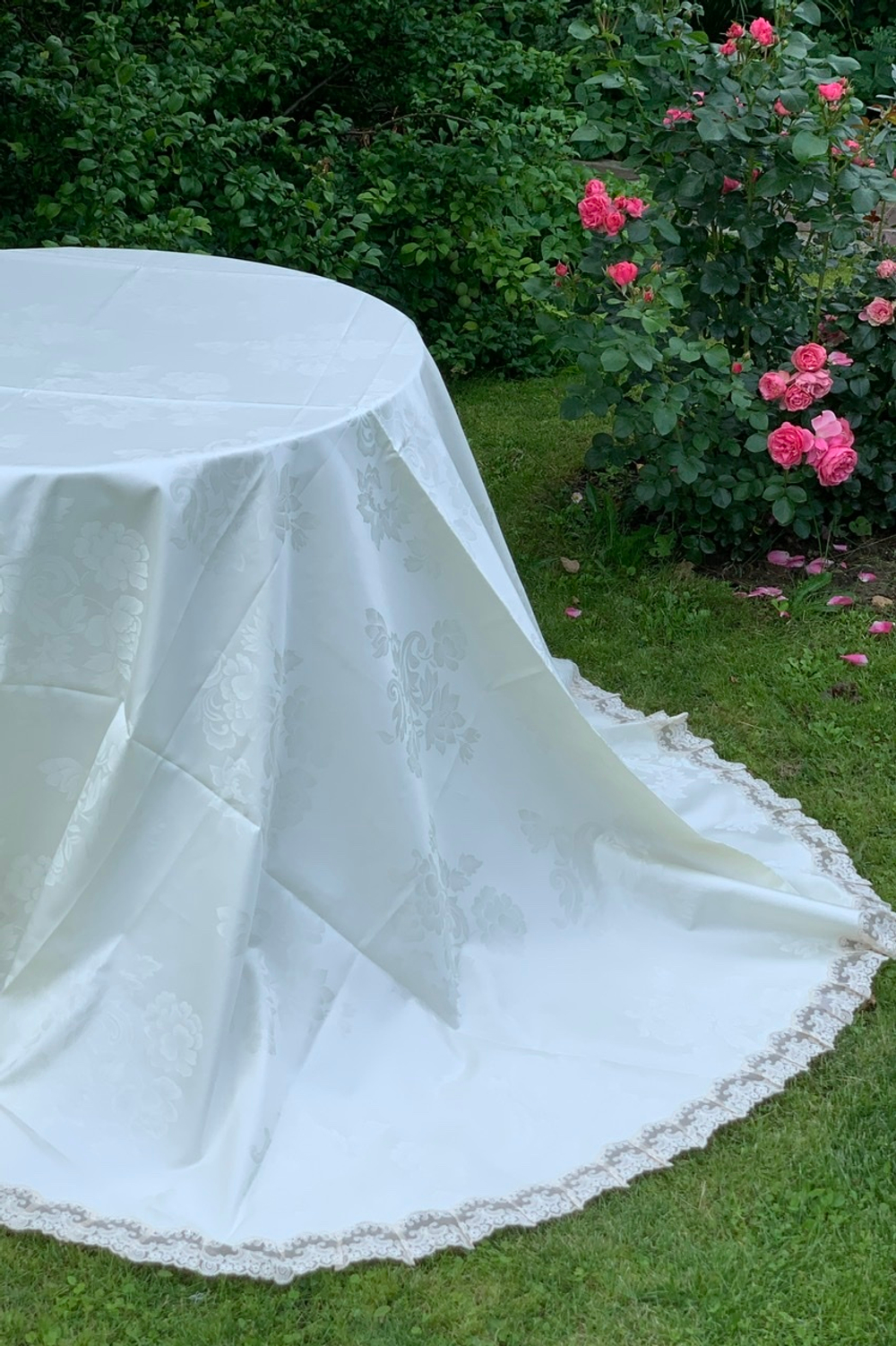 Скатерть 220 и 12 салфеток Palombella Carla Gioconda сливочные