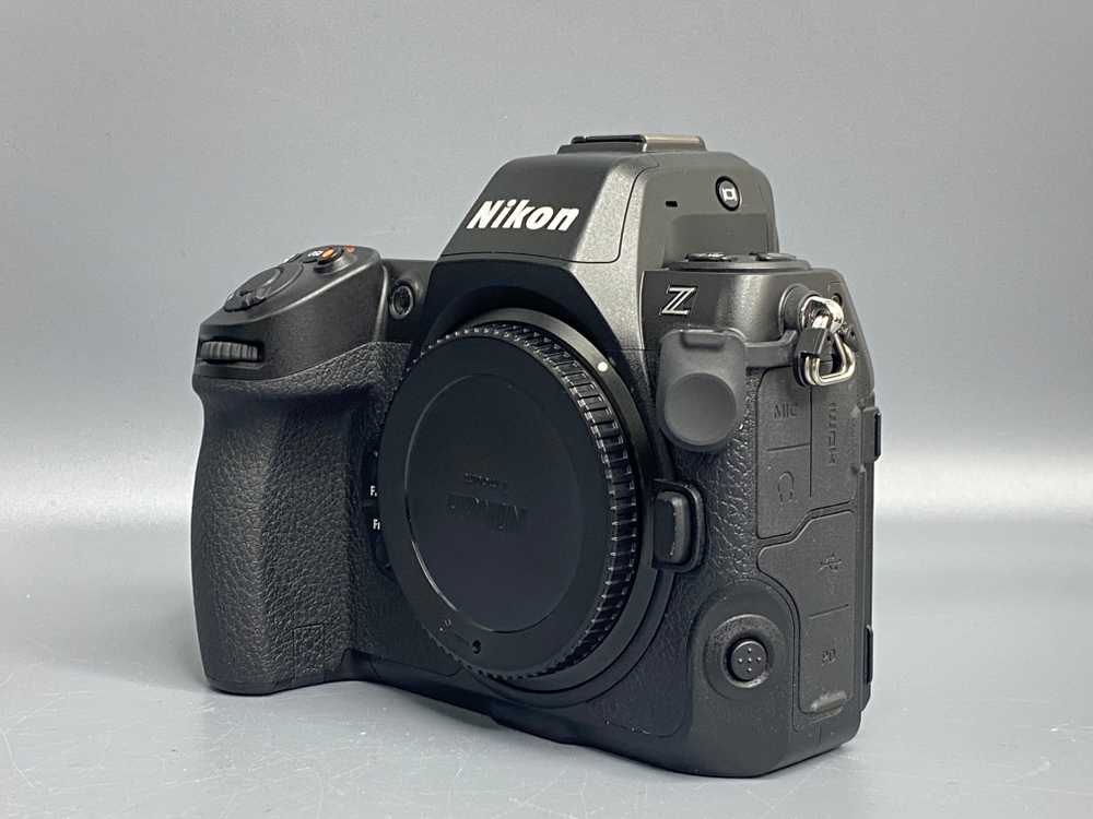 Nikon Z8 16700 кадров