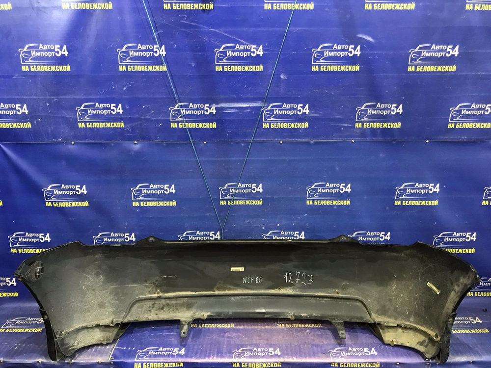 Бампер задний TOYOTA IST 2002-2005