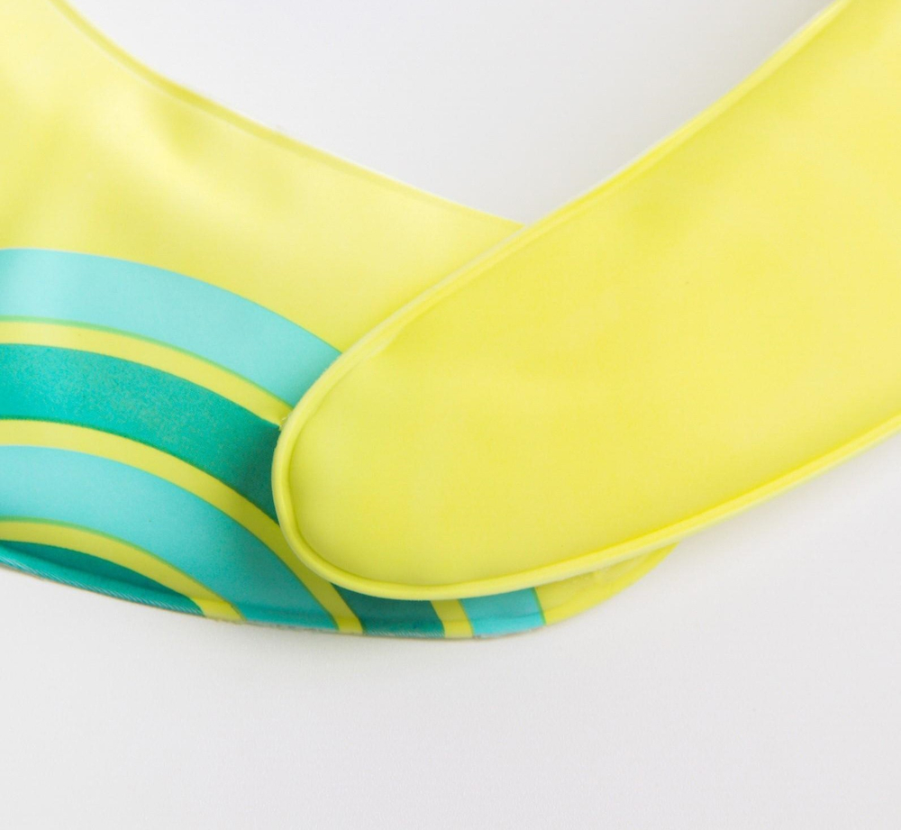 5133356 Нагрудник непромокаемый, мягкий на поролоне «Лама»