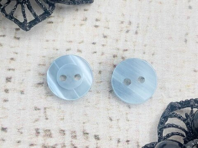 Пуговицы, 2 прокола, d 11 мм